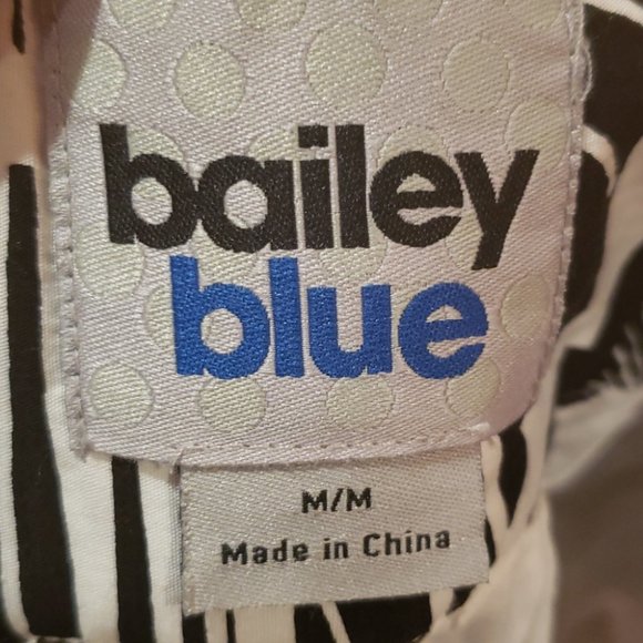 Bailey blue black & white floral fit & flare skirt size M NWOT - Picture 6 of 6